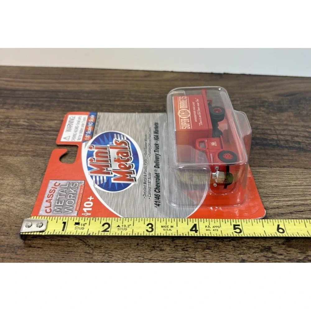 Classic Metal Works USA 1:87 1946 Chevy Case IGA Markets Grocery